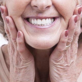 https://dayspringoakville.ca/wp-content/uploads/2020/01/DentalImplants_slide1-768-320x320.jpg